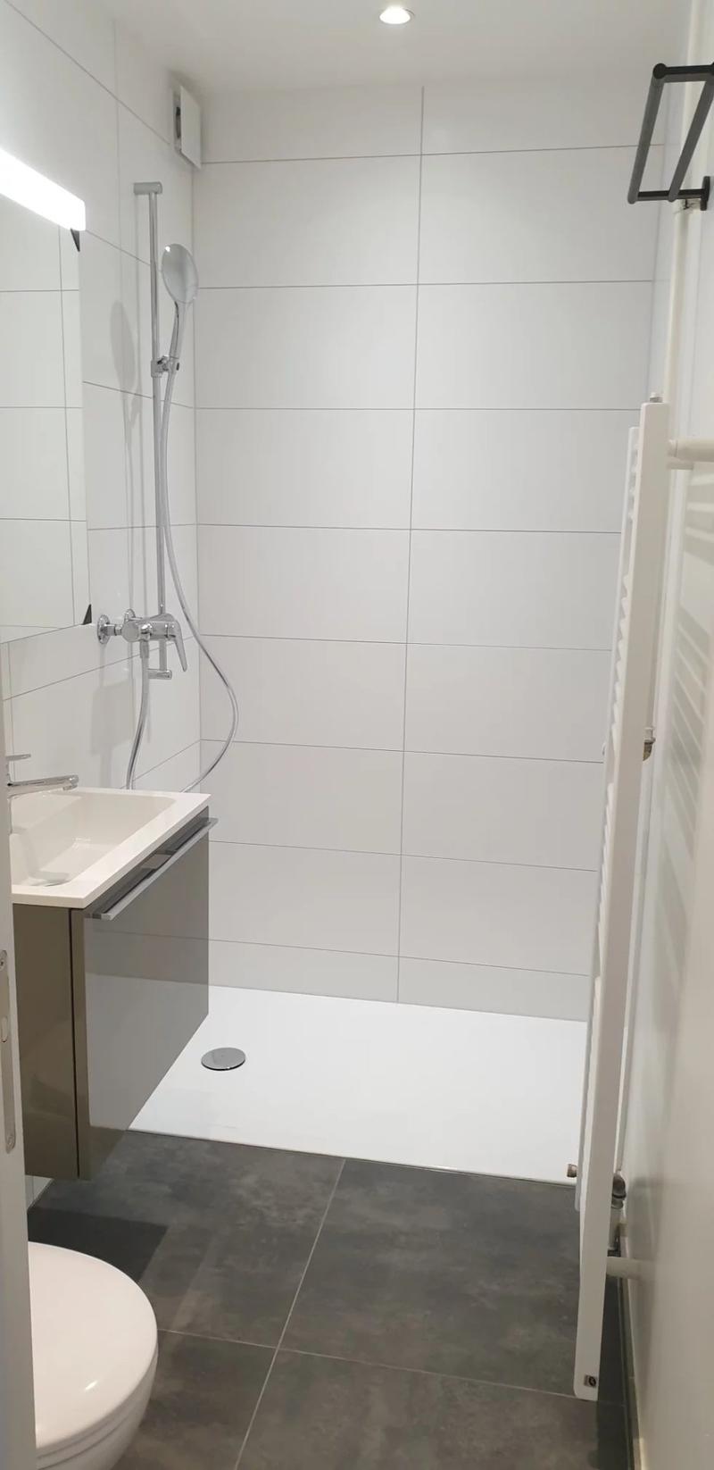 Appartement de 2 pièces au 1er étage entièrement rénové. (9)