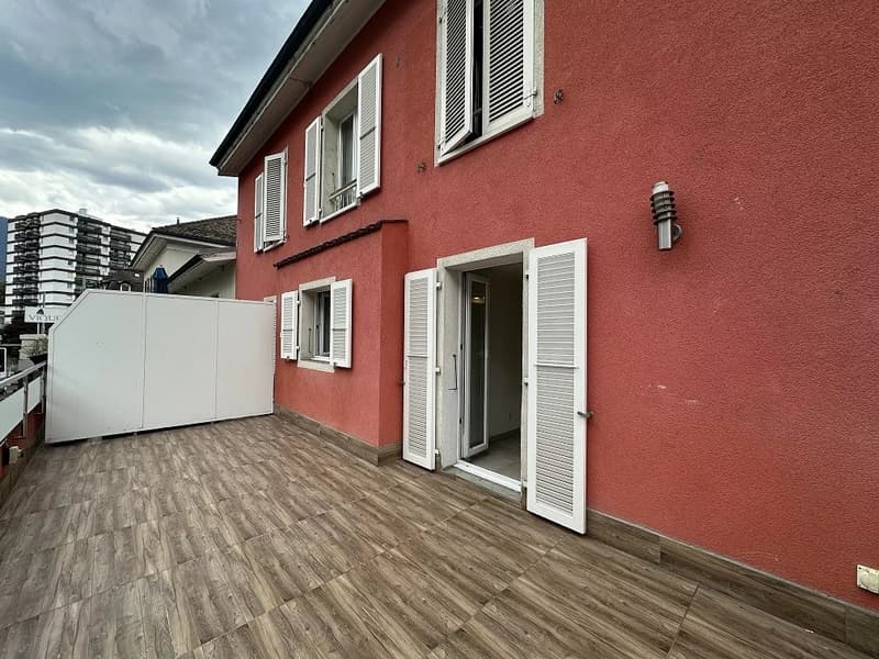 Appartement de 4.5 pièces au 1er étage avec une terrasse (2)