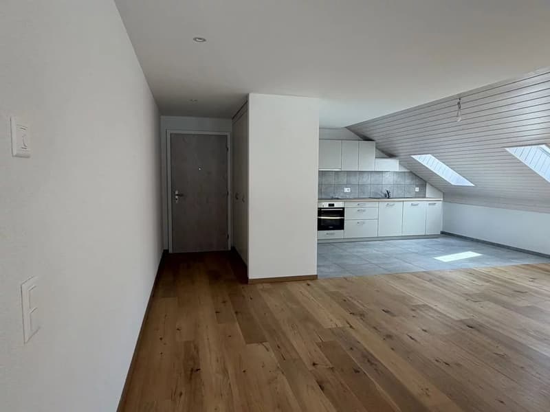 Bel appartement de 3.5 pièces au 2ème étage avec cachet (2)
