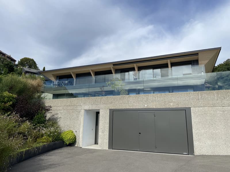 Superbe 5.5 pièces de standing avec grand jardin privé (5)