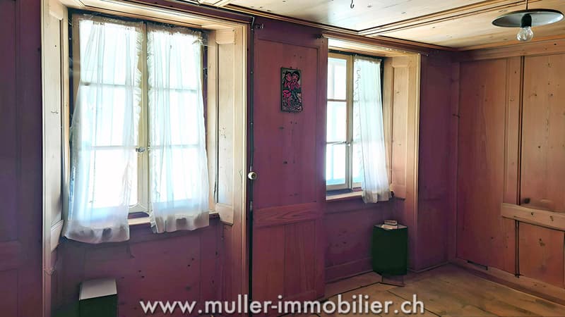 Grande ferme à rénover à quelques minutes de Bulle (5)