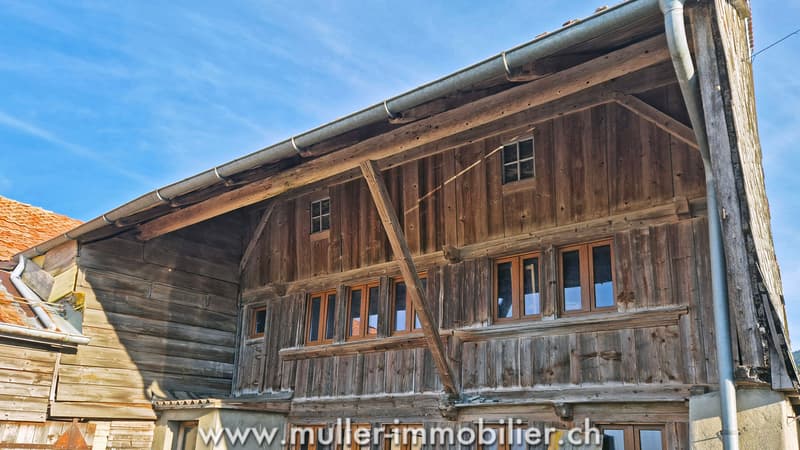 Grande ferme à rénover à quelques minutes de Bulle (12)