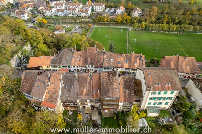 Superbe appartement rénové en plein coeur du bourg de Moudon (12)