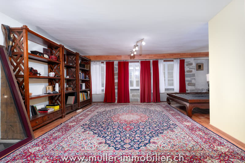Superbe appartement rénové en plein coeur du bourg de Moudon (7)