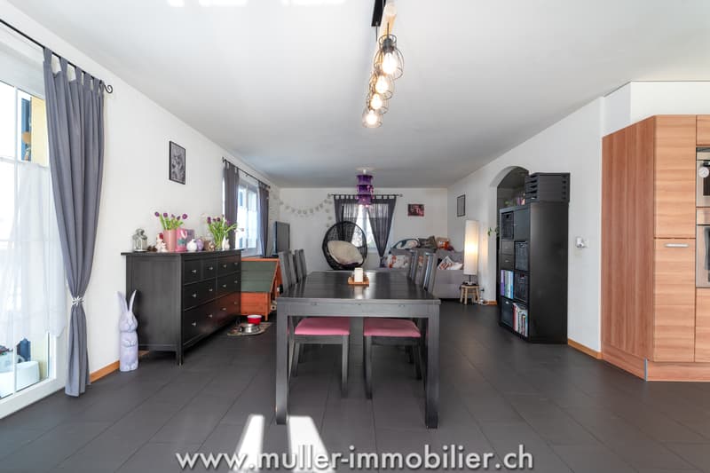 Superbe villa individuelle avec jardin à Ursy (5)