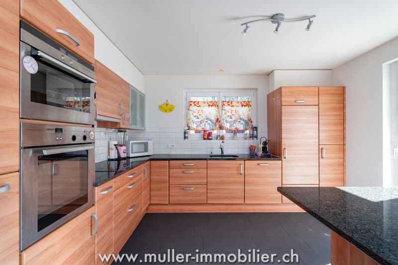 Superbe villa individuelle avec jardin à Ursy (4)