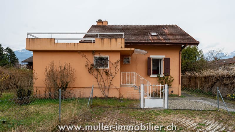 Charmante villa avec jardin dans le quartier Sous-gare à Aigle (3)