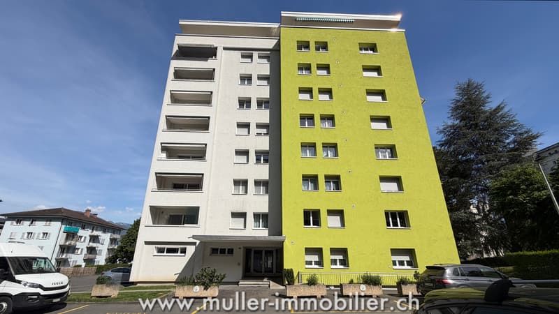 Appartement 3.5 pièces rénové avec balcon à Monthey (1)
