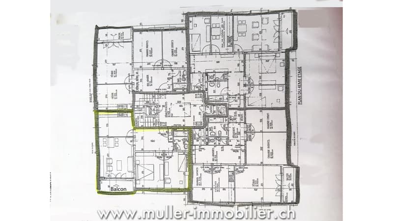 Appartement 3.5 pièces rénové avec balcon à Monthey (11)