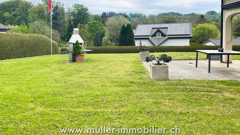 Superbe villa en viager occupé sans rente, à Châtillens (12)