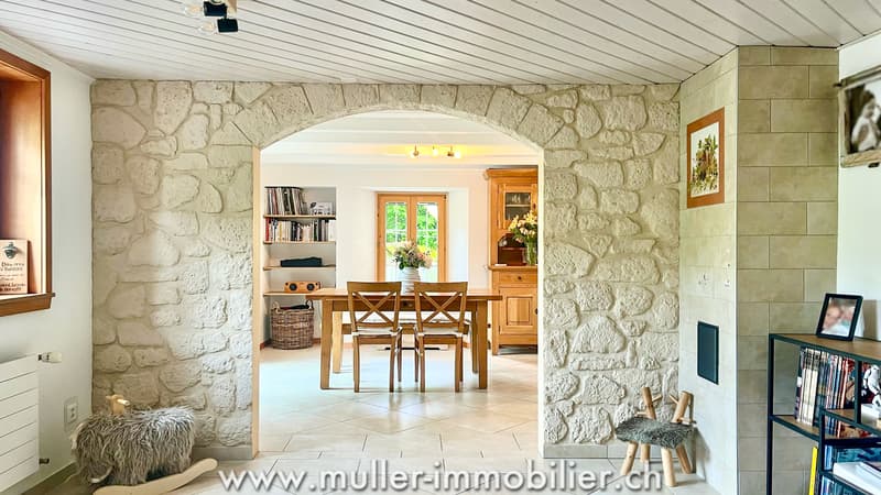 Authentique maison villageoise de 5.5 pièces dans un écrin de verdure de 1'884 m2 (7)