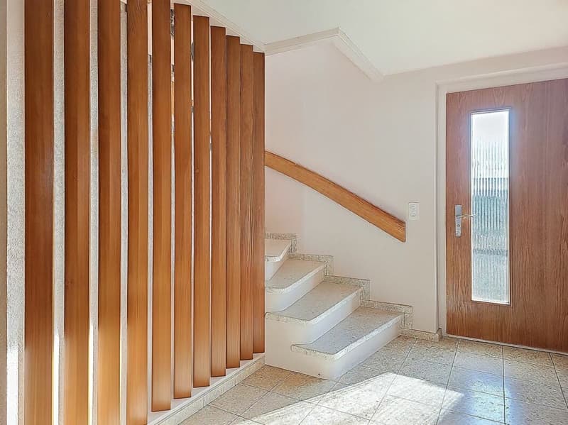 Villa mit 4.5 Zimmern im Stand (7)