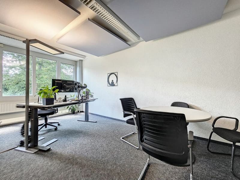 Bureaux équipés et modulable à souhait (4)