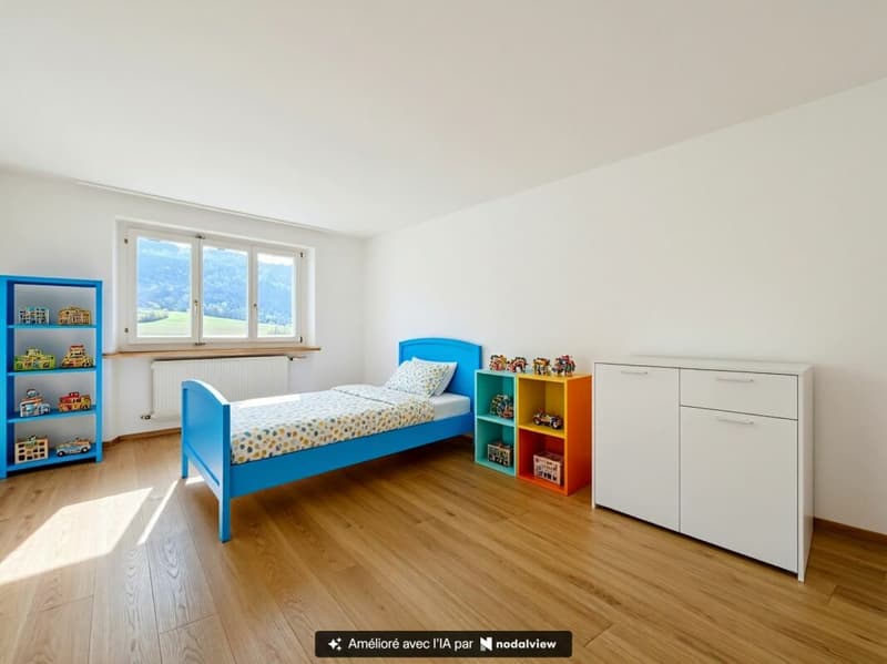 Idéalement située avec jardin et terrasse (11)