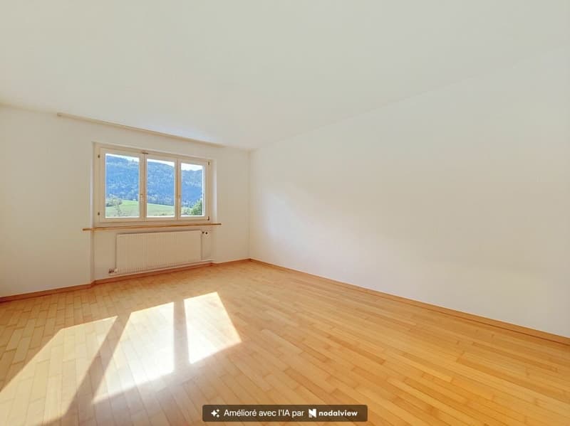Idéalement située avec jardin et terrasse (2)