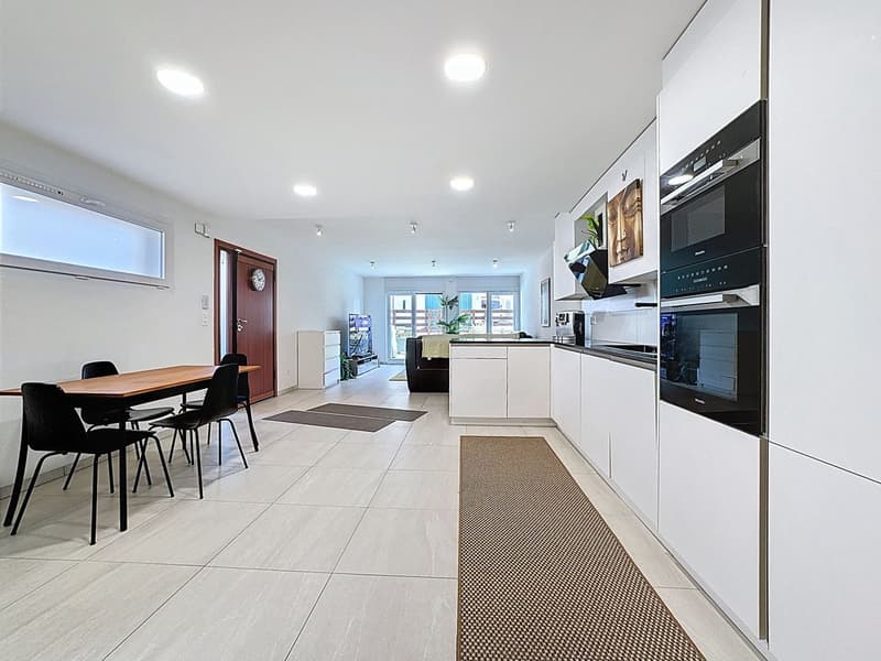 Coup de coeur assuré - appartement de 4,5 pièces avec terrasse, balcons et entrée privative à 10 minutes de Lausanne (6)
