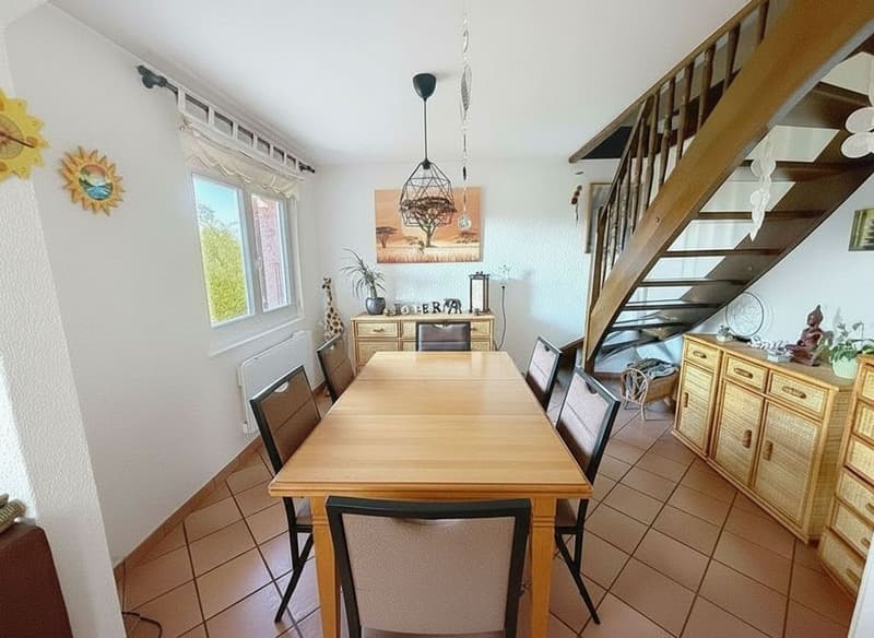 Maison individuelle de 6.5 pces ( 170 m2 ) +un apparemment de 3 pces de 61m2 , piscine et grand jardin - à 10 min de Lausanne (5)
