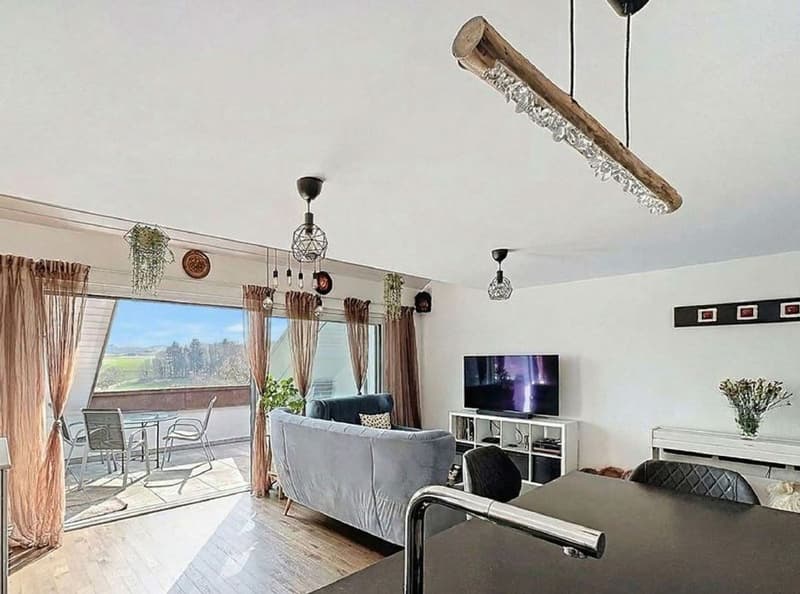 Duplex en attique à 10min d'Aubonne dans le charmant village de Gimel. (3)