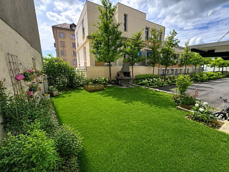 Lumière, hauteur, caractère : un duplex pas comme les autres à La Chaux-de-Fonds (11)