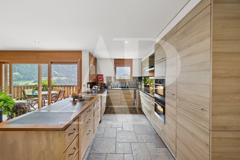 Spacieux duplex lumineux de 7,5 pièces avec vue imprenable (11)