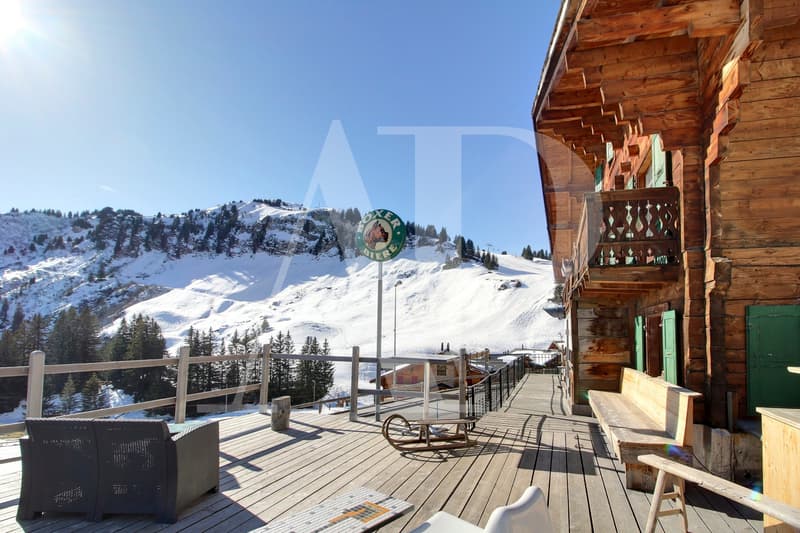 Restaurant avec chambres d'hôtes ski-in-out aux Crosets (11)