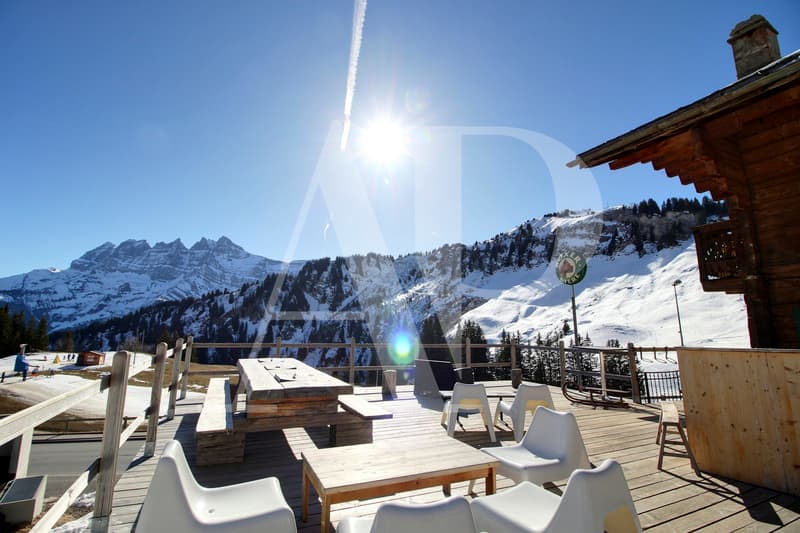 Restaurant avec chambres d'hôtes ski-in-out aux Crosets (10)