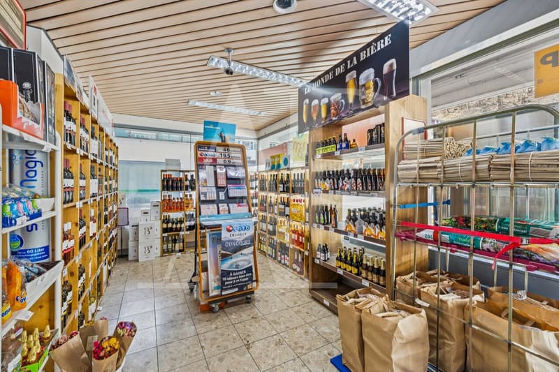 Opportunité commerciale au coeur de Champéry (7)