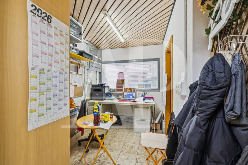 Opportunité commerciale au coeur de Champéry (10)