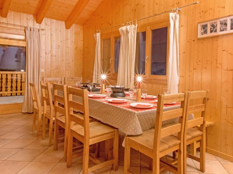 Large chalet in Central Location (6)