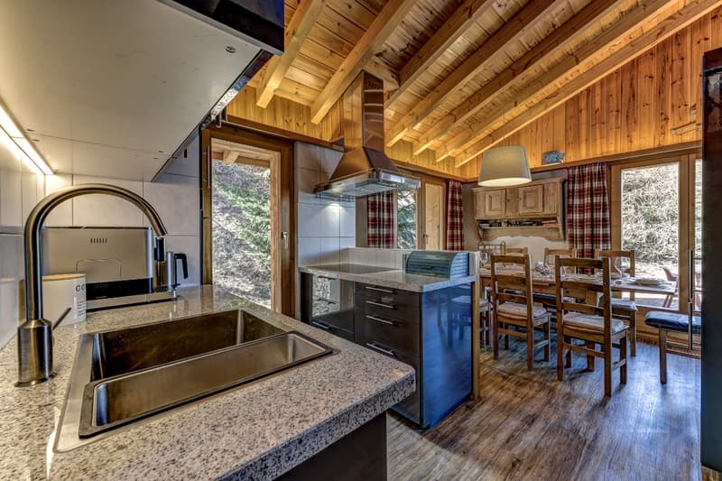 Sunny chalet with stunnign view! (9)