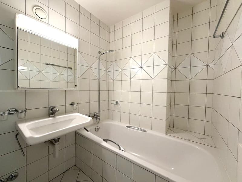 Spacieux appartement de 4.5 pièces au 15ème étage – La Chaux-de-Fonds (8)