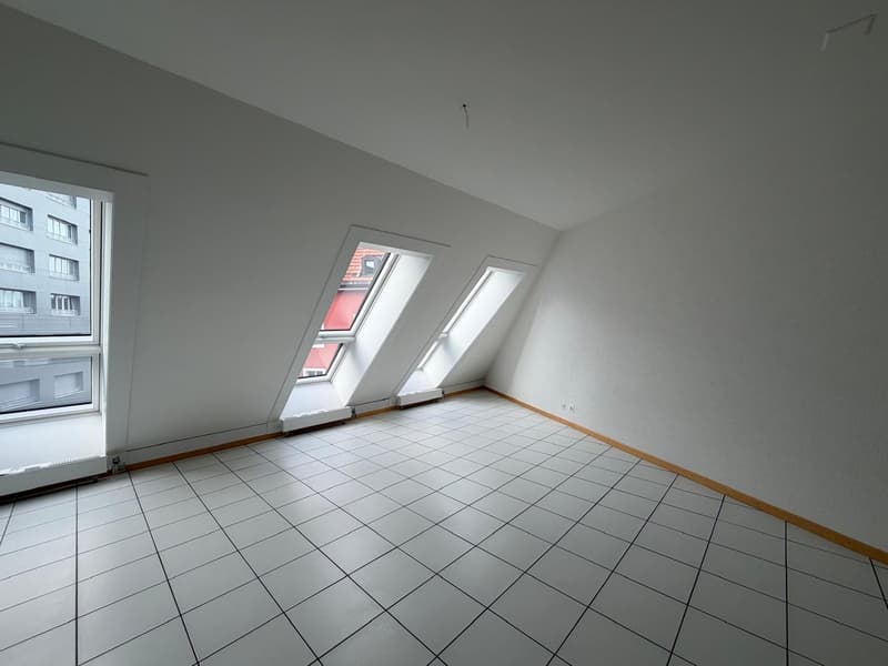 Spacieux appartement de 4.5 pièces au 15ème étage – La Chaux-de-Fonds (2)