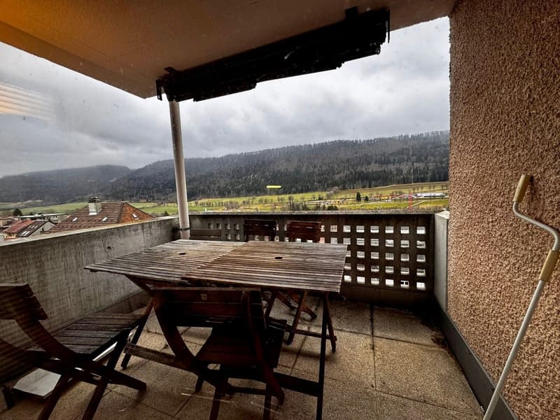 Spacieux appartement de 5.5 pièces avec terrasse à Saint-Imier (10)