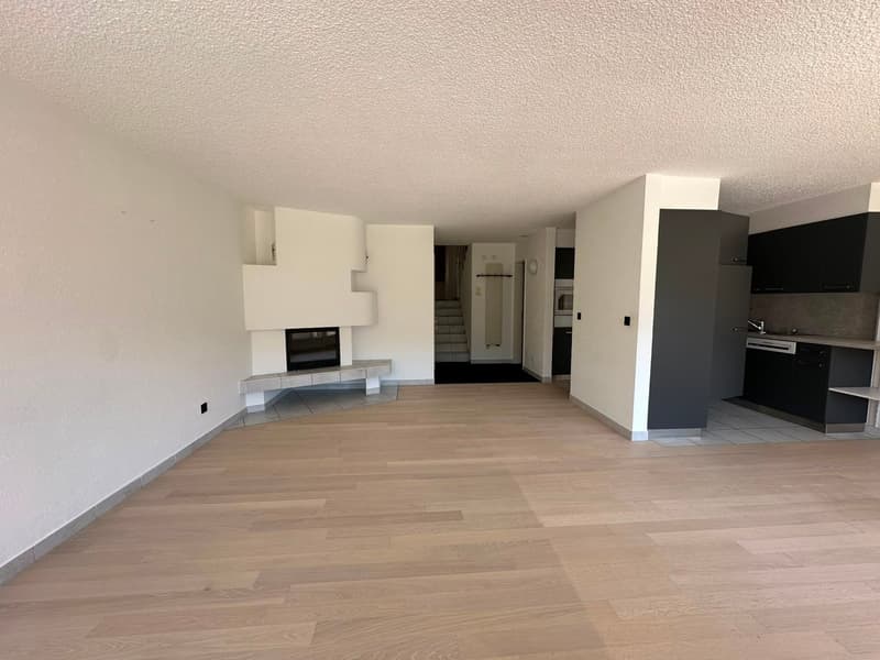 Spacieux appartement de 5.5 pièces avec terrasse à Saint-Imier (6)
