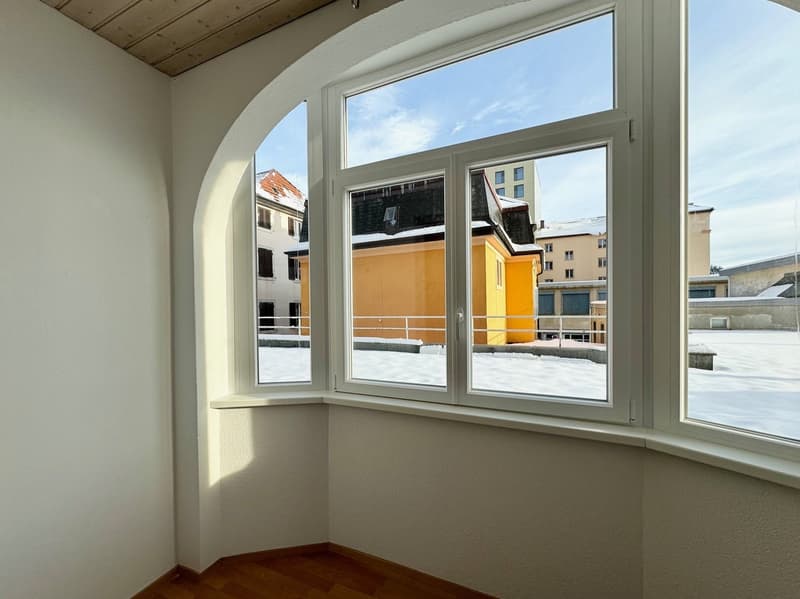 Magnifique appartement de 2 pièces au Rez-de-chaussée avec loggia (6)