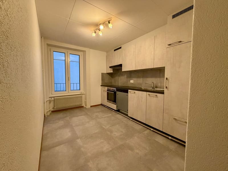 Appartement 3 pièces lumineux avec balcon à Neuchâtel (4)