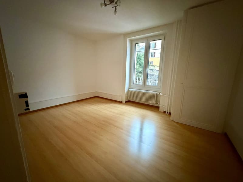 Appartement 3 pièces lumineux avec balcon à Neuchâtel (3)