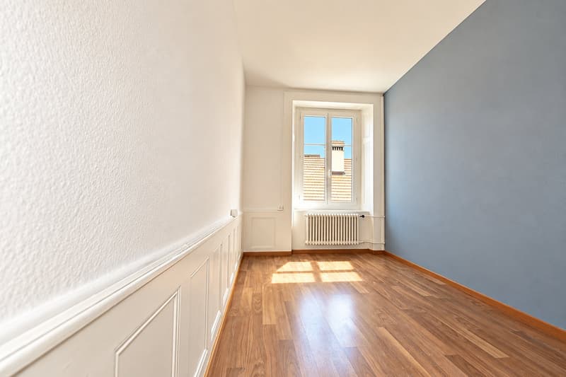 Appartement lumineux de 3 pièces à La Chaux-de-Fonds (4)