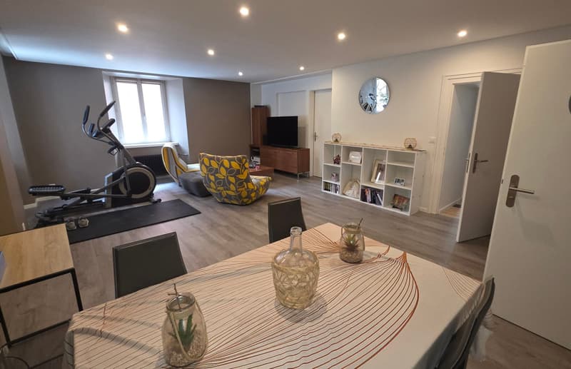 Charmant appartement de 2.5 pièces à La Chaux-de-Fonds (7)