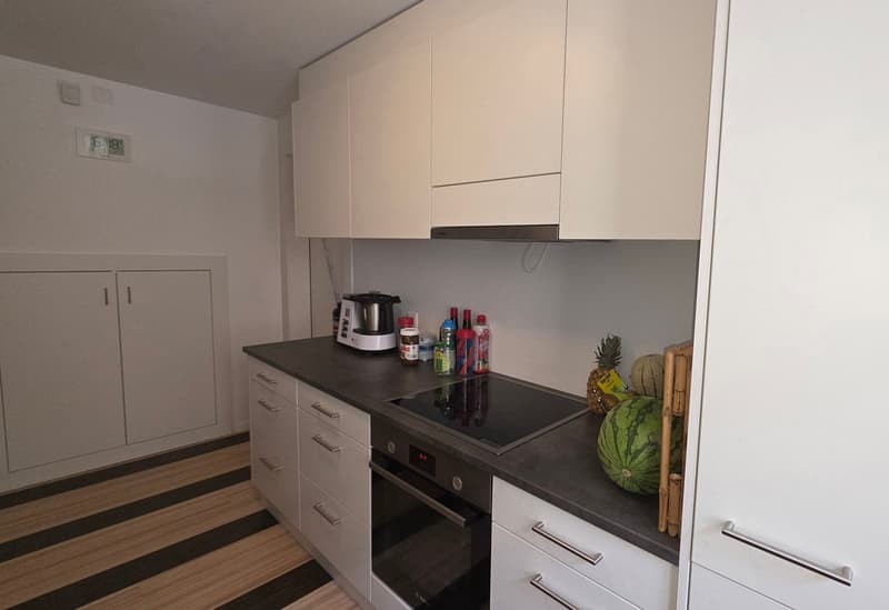 Charmant appartement de 2.5 pièces à La Chaux-de-Fonds (6)