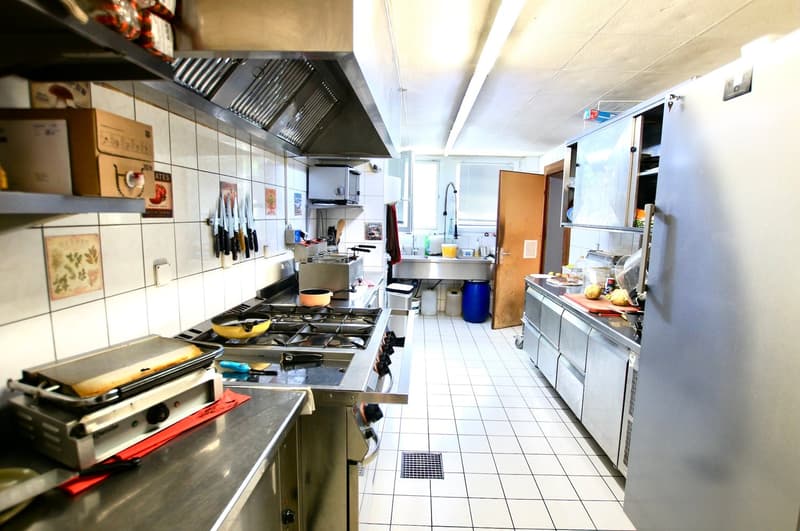 Immeuble rénové en 2016 de 6 appartements + 1 Bar-Restaurant (18)