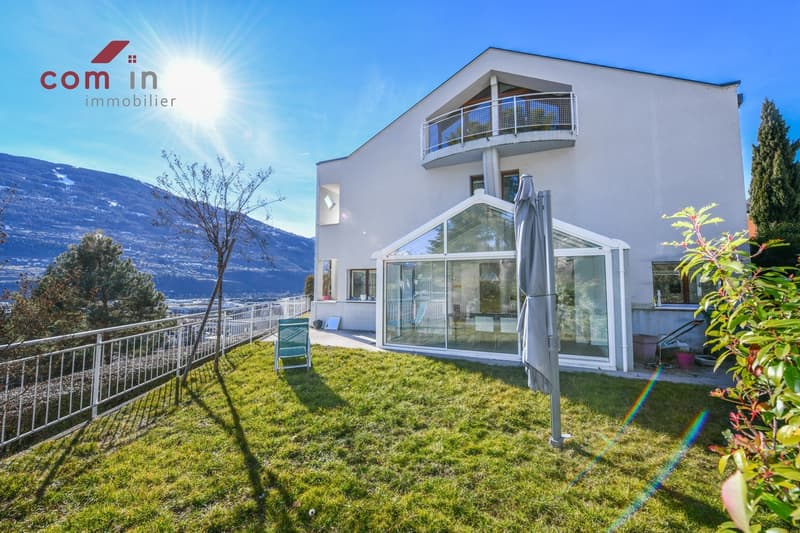 SION, maison de 6,5 pièces agréable jardin, centre à 700 m. (2)