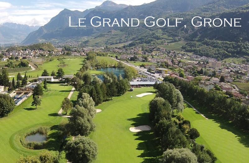 La résidence "Le Grand Golf" se trouve en lisière Sud du golf de Sierre à Grône