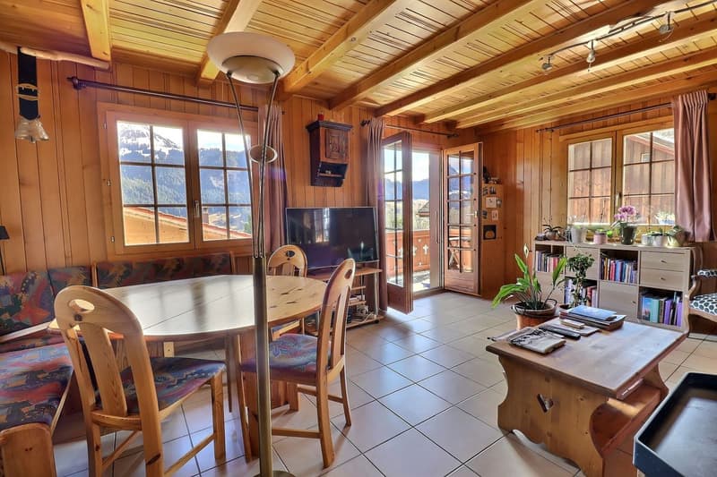 Agréable duplex en attique à vendre à Château-d'Oex (2)