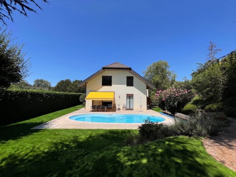 TRES BELLE VILLA INDIVIDUELLE DE 7,5 PIECES AVEC PISCINE DANS QUARTIER RESIDENTIEL TRES CALME (3)