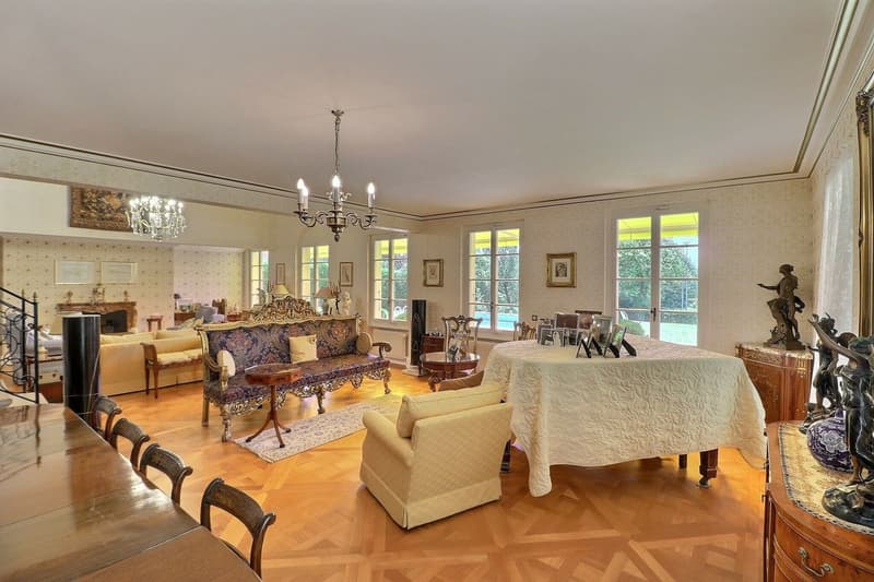 PROPRIETE EXCEPTIONNELLE DE 8.5 PIECES AU SUD DE LAUSANNE AVEC PISCINE, GRAND JARDIN ET BELLE VUE (4)