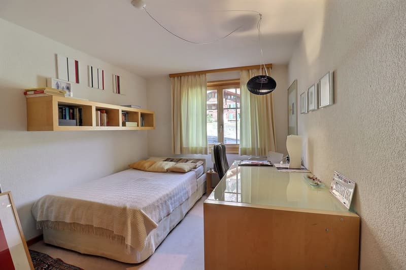 Bel appartement de 4 pièces avec grand balcon (6)