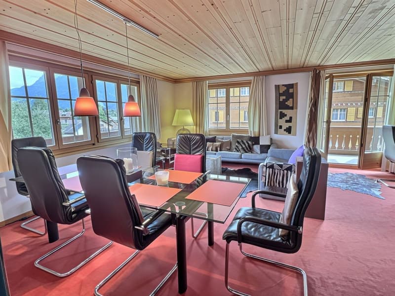 Bel appartement de 4 pièces avec grand balcon (1)