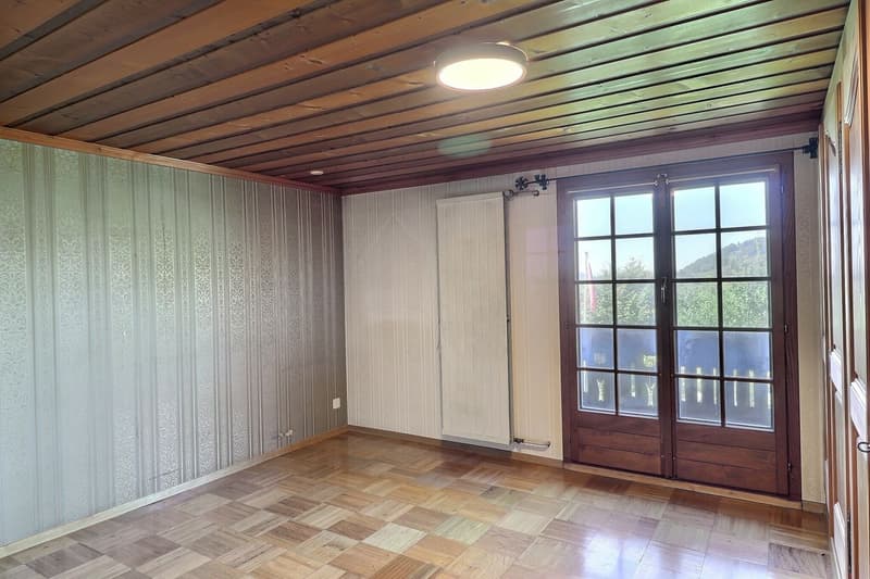 OPPORTUNITE A SAISIR - JOLI CHALET DE 5,5 PIECES AVEC BELLE VUE (12)