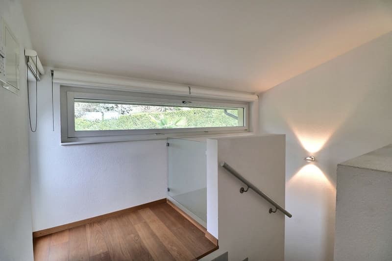 TRES BELLE VILLA AVEC PISCINE DANS QUARTIER TRANQUILLE (12)